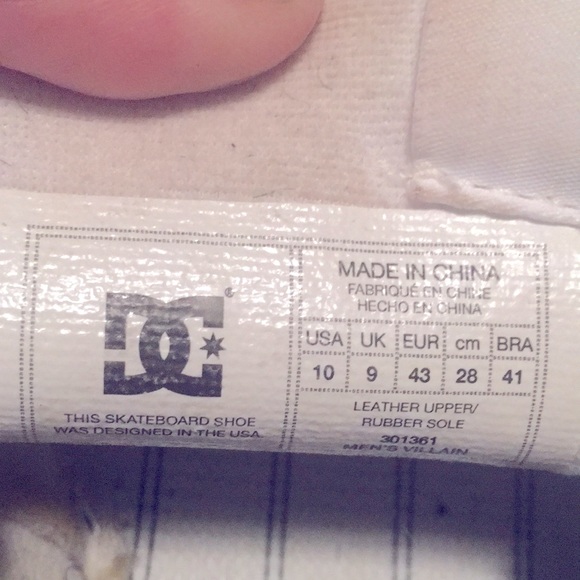 DC Villan Slip On Leather Skate Shoes - Picture 5 of 5